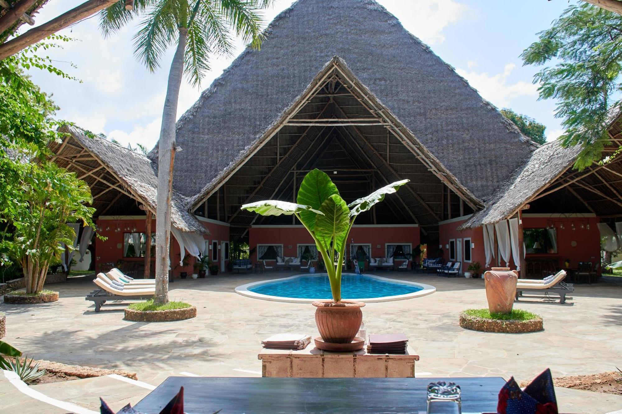 Saffron Garden Malindi Hotel Bagian luar foto